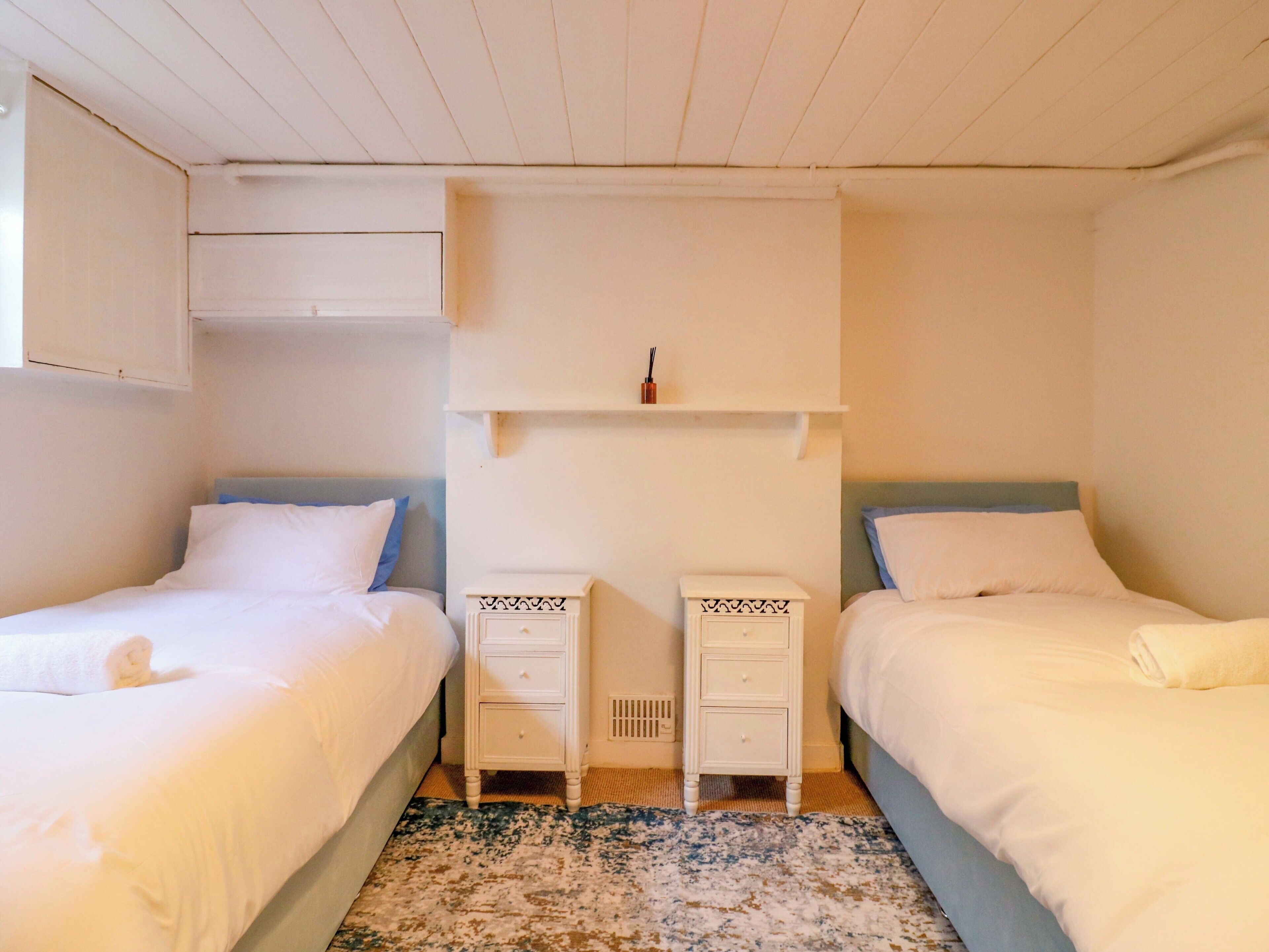 3 bedrooms, individually decorated, individually furnished, free WiFi