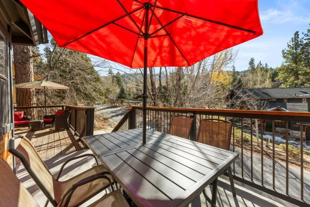 Basic House, Balcony, Mountain View | Outdoor dining