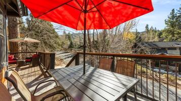 Basic House, Balcony, Mountain View | Outdoor dining