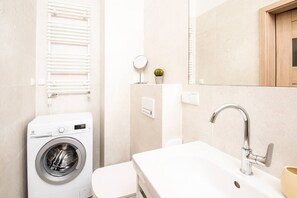 Bathroom - 2Homerent | Garden terrace | Good location (Kołobrzeg)
