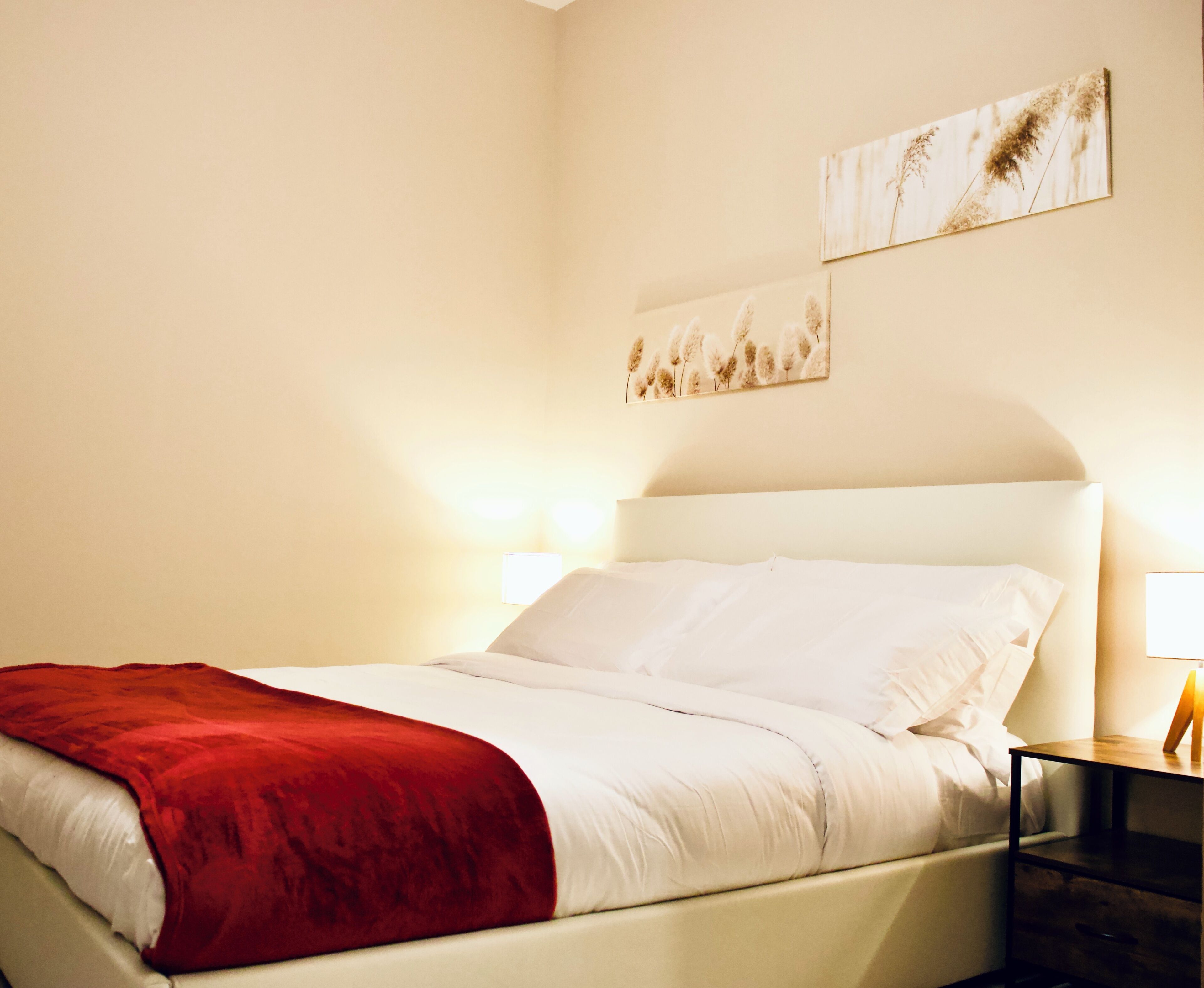 2 quartos, ferros/tábuas de passar roupa, Wi-Fi, roupa de cama