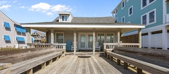 Sea Dunes: Oceanfront, Dog Frienldy, Views, Easy walk to Beach