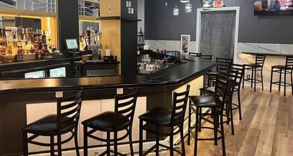 Near NYC • Superior King Suite • Premium Comfort • Workspace