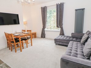 Living area - Abraham (Matlock)