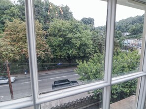 Interior - Abraham (Matlock)