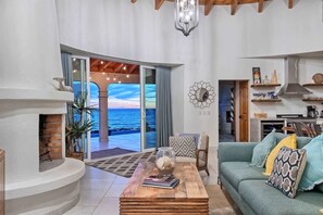 TV - One of a Kind Beachfront Home Estrella del Mar (Puerto Peñasco)