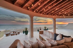 Terrace/patio - One of a Kind Beachfront Home Estrella del Mar (Puerto Peñasco)