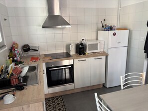 Private kitchen - Apartment T2 Corte center (Corte)