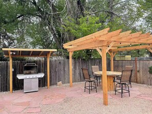 Outdoor dining - Ranch Retreat • Private Hot Tub Near Old Town (Fort Collins)