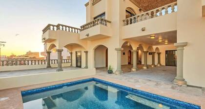 Big Home in Las Conchas with Pool Hacienda de Solis