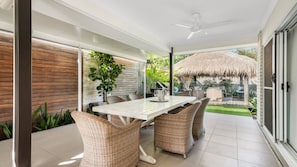 Outdoor dining - The Cabana Oasis, TOP NOTCH (WOORIM)
