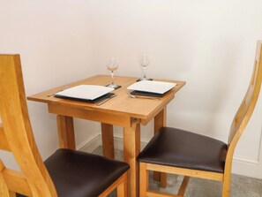 Cottage | Dining - Lumsdale (Matlock)