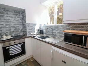 Cottage | Private kitchen - Lumsdale (Matlock)
