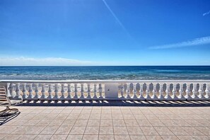 Beach - Irish Dream Beachfront in Las Conchas (Las Conchas)