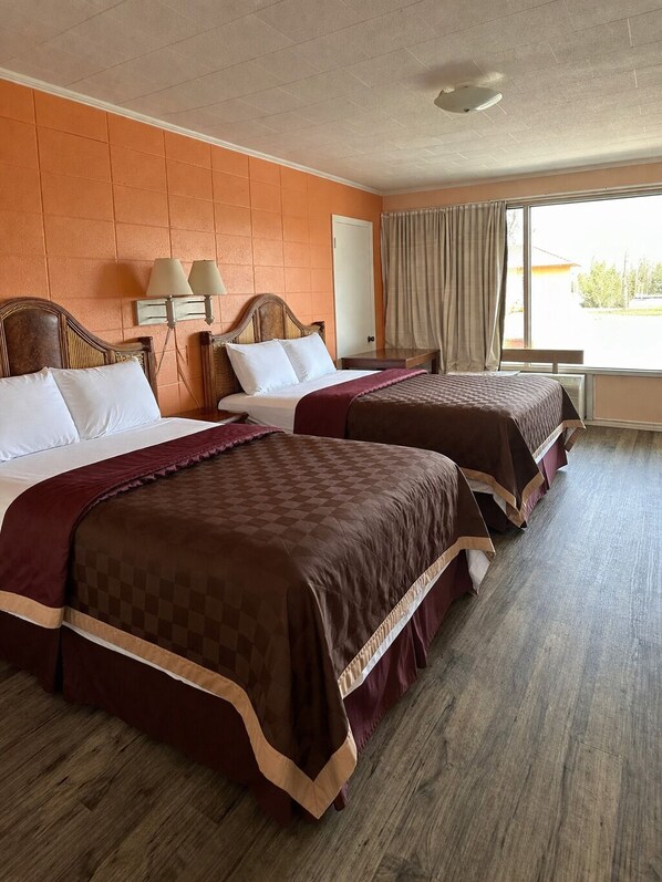 Standard Double Room - Budget Motel (Hamer)