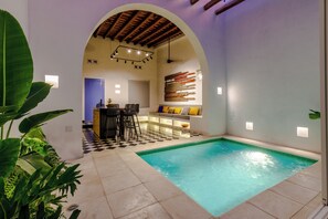 Piscine extérieure