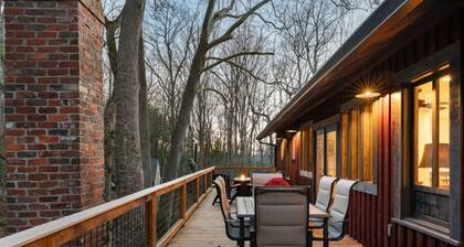 10 min to Asheville | Creekside, Fire Table, Games