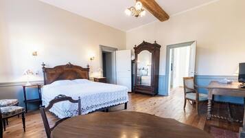 3 chambres, lit parapluie, Wi-Fi gratuit, draps fournis