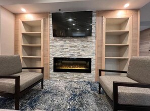 Interior - Experience Proximity to Downtown Baton Rouge in This Quiet, Well-Located Retreat (Baton Rouge)