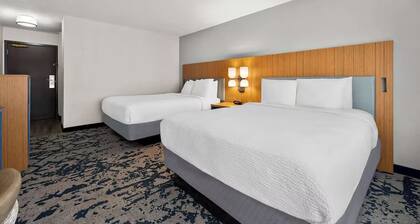 Convenient Baton Rouge Stay & Enjoy Free Breakfast - Perfect for Family Getaway