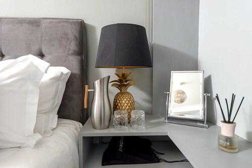 The Fox at Hurley - The Warren Suite