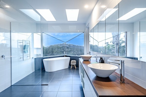 Shower, jetted bath