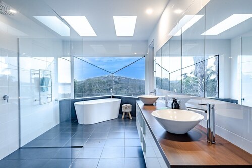 The Peninsula - Pool and Privacy