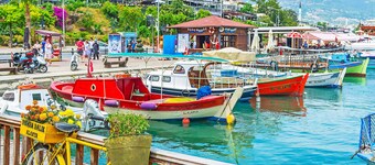 LOVELY RESİDENCE BY SEA SİDE 2+1