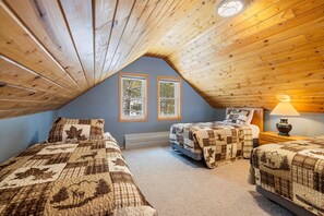 4 Schlafzimmer, BĂŒgeleisen/BĂŒgelbrett, kostenloses WLAN, BettwĂ€sche