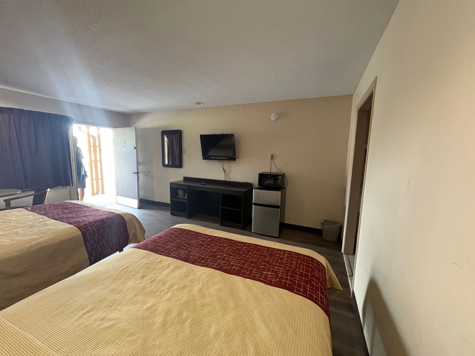 Room, 2 Queen Beds, Non Smoking