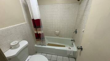 Room, 2 Queen Beds, Non Smoking | Bathroom