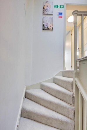 Lobby - Stylish 2BR Apartment in Leicester Square (London)