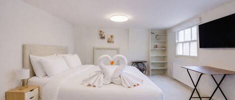 Two Bed Room Apartment ( 4 Guest) | Room amenity