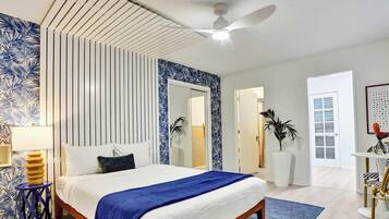 Desk, iron/ironing board, travel cot, WiFi