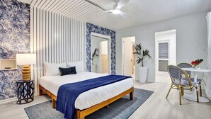 4 bedrooms, desk, iron/ironing board, travel crib - Whole 4-Unit Bldg | Downtown Lake Worth Beach (Lake Worth Beach)