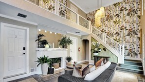 Interior - Whole 4-Unit Bldg | Downtown Lake Worth Beach (Lake Worth Beach)