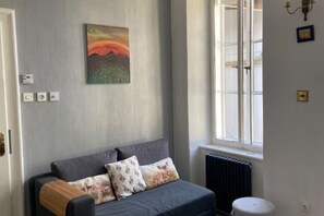 Living area - Cozy 1-bedroom apartment in center of Ptuj (Ptuj)