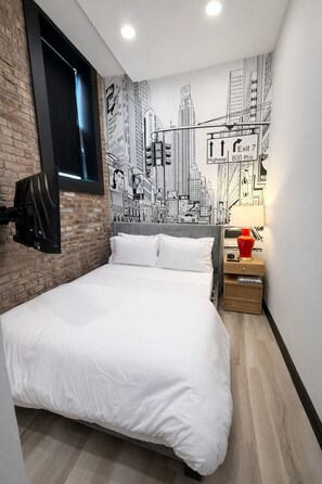 2 bedrooms, iron/ironing board, free WiFi, bed sheets - BRAND NEW 18 Mins to NYC! Sleek & Modern 2BR Apt Sleeps 9 (Newark)