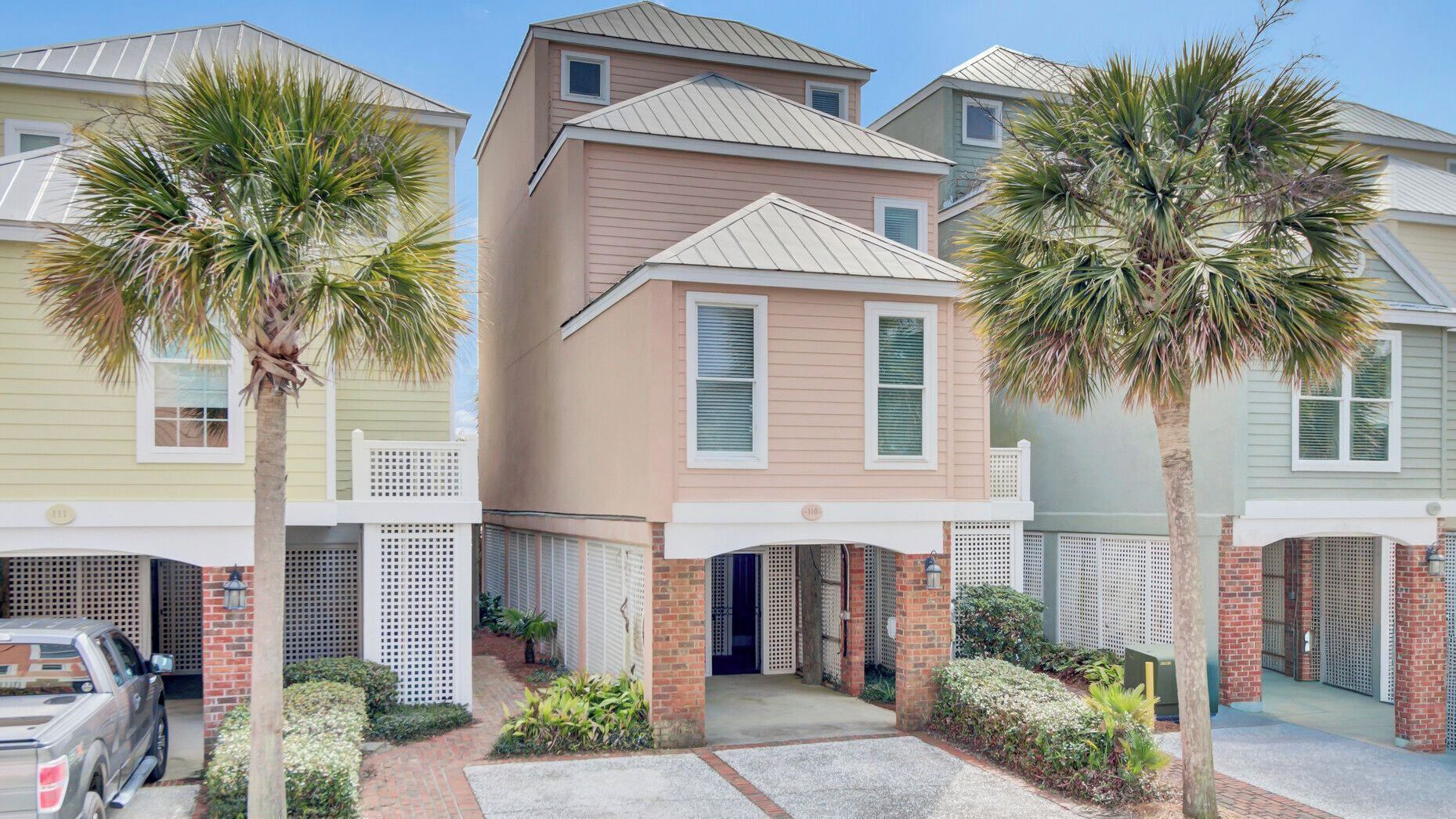 單棟房屋 (4 Bedrooms) | 住宿正面