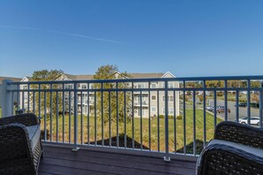 Condo, Multiple Beds, Balcony, Pool View (CHELMER DRIVE 19688 #17) | Property grounds - Chelmer Drive 19688 #17 (Rehoboth Beach)