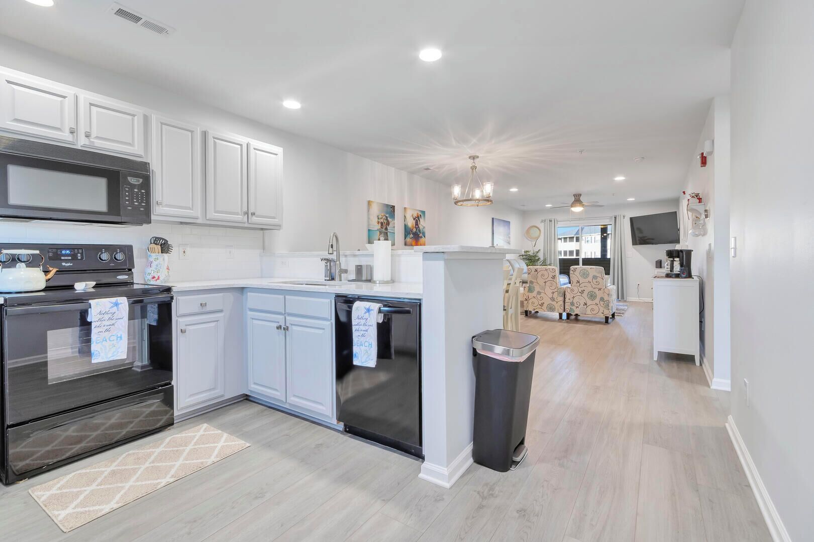 Condo, Multiple Beds, Kitchen (PALM DRIVE 36525 #5203) | Private kitchen