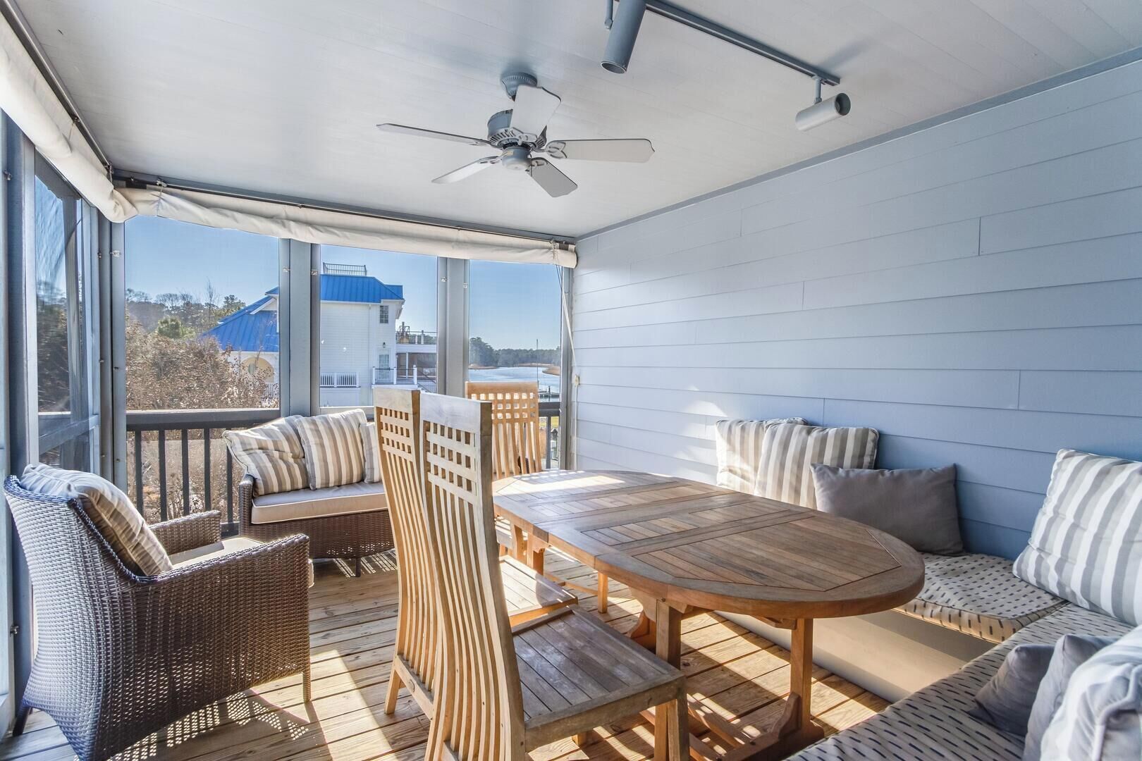 House, Multiple Beds, Kitchen, Pool View (SNUG HARBOR 7) | Outdoor dining