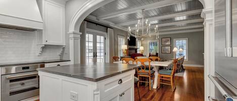 ハウス ベッド (複数台) パティオ シティビュー (SUSSEX STREET 50) | 専用キッチン