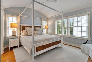 House, Multiple Beds, Patio, City View (SUSSEX STREET 50) - Sussex Street 50 (Rehoboth Beach)