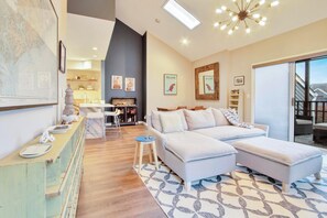 Condo, Multiple Beds, Kitchen, Pool View (AMERICAN EAGLE WAY 241 #12) | Living area - American Eagle WAY 241 #12 (Rehoboth Beach)