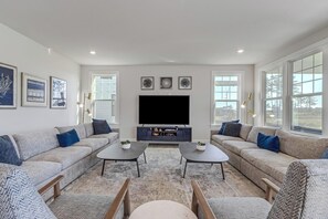 Ferienhaus, Mehrere Betten, Poolzugang (BENJAMIN RUSH DRIVE 35727) | Wohnbereich