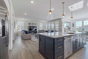 Hus - flera sängar - tillgång till pool (BENJAMIN RUSH DRIVE 35727) | Interiör