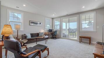 Ferienhaus, Mehrere Betten, Poolzugang (BENJAMIN RUSH DRIVE 35727) | Wohnbereich