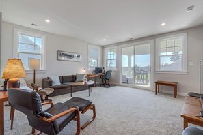 Ferienhaus, Mehrere Betten, Poolzugang (BENJAMIN RUSH DRIVE 35727) | Wohnbereich