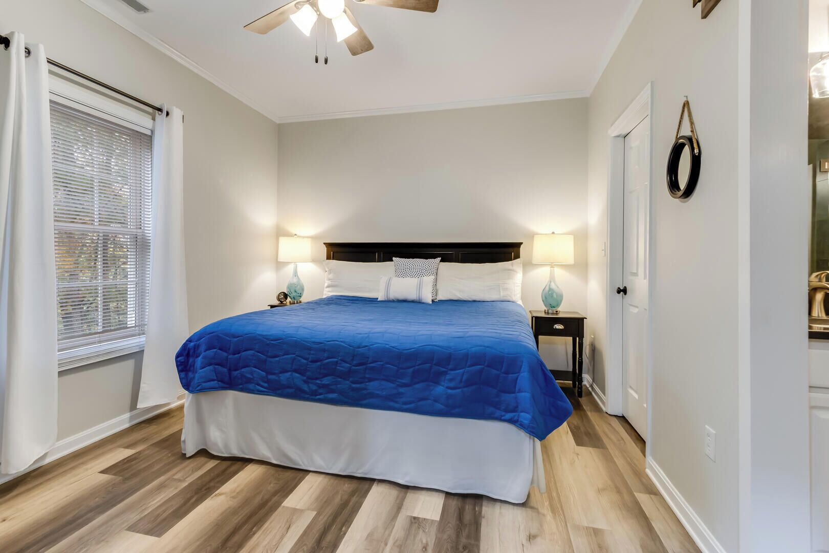 Condo, nhiều giường, bếp, quang cảnh hồ bơi (CASCADE LANE 515)